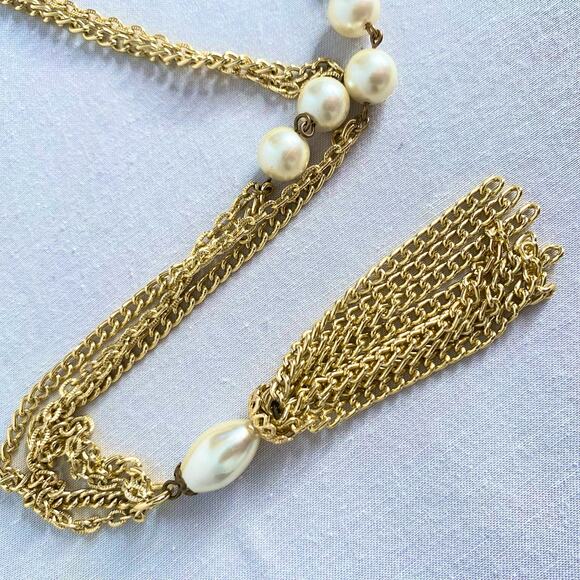 Gold Tone Twisted Cable Chain Necklace Two Strands Station Pearly Beads Tassle - Picture 4 of 9